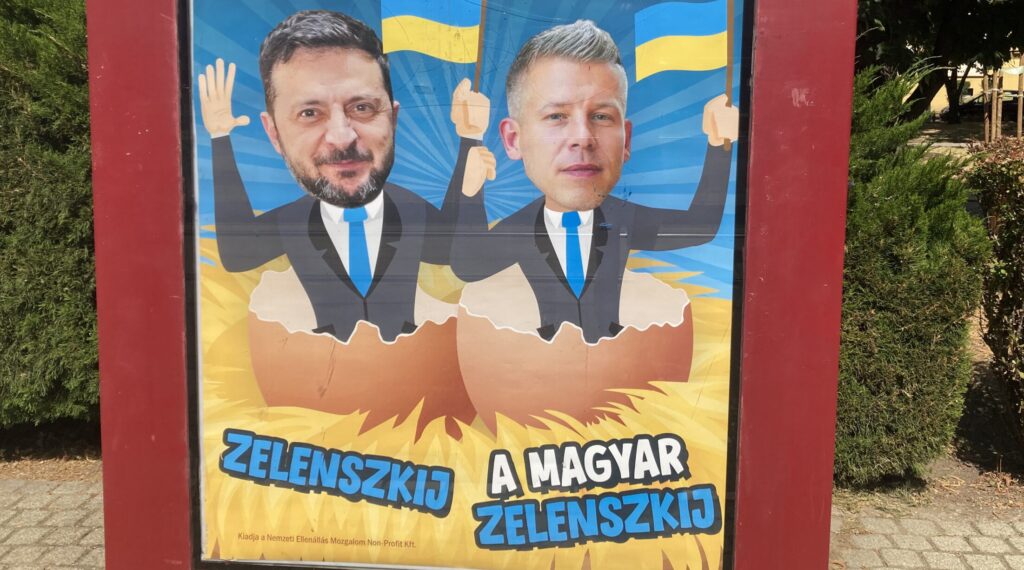 A két tojás – avagy hogyan aláz meg a magyar kormány egy országot két légitámadás között?